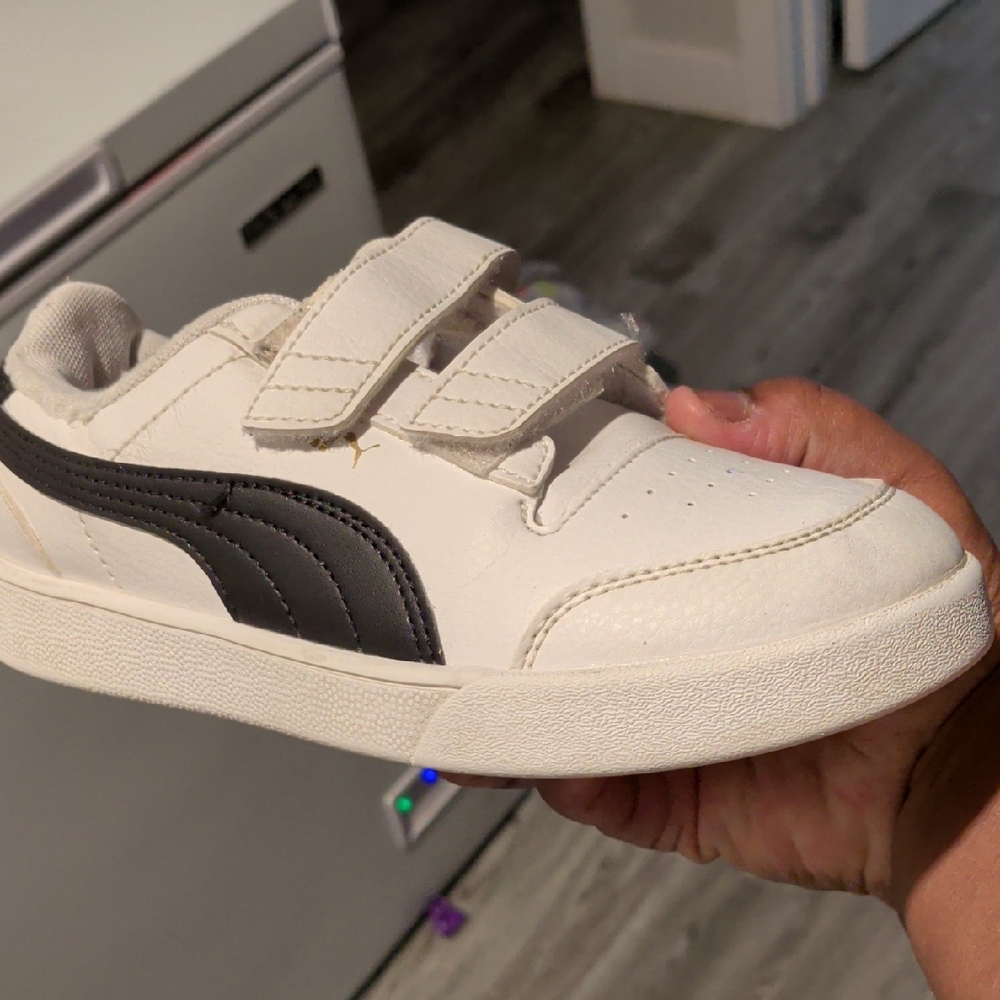 Puma Kids Cream and Black Velcro Sneakers